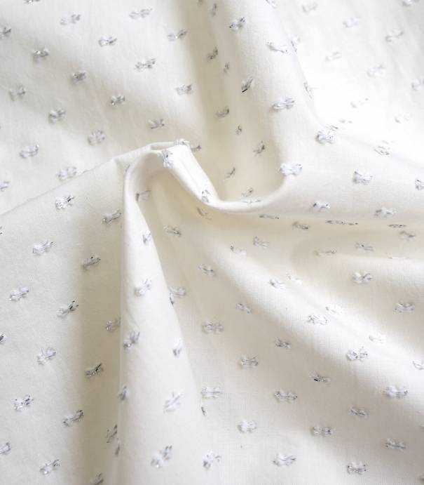 Tissu écru plumetis - lurex Argent Tissu écru plumetis - lurex Argent