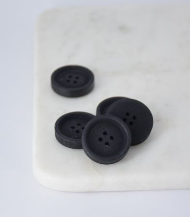 Boutons manteau bois mat - Charbon 27mm