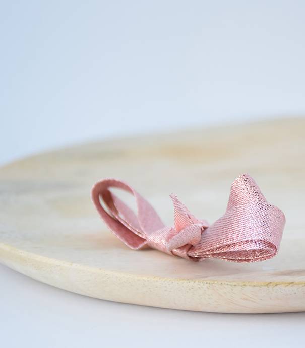 Biais rose pêche brillant Biais rose pêche brillant