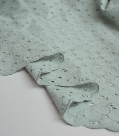 Broderie anglaise festonnée Mellifère - Dusty green Broderie anglaise festonnée Mellifère - Dusty green