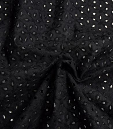 Broderie anglaise - Trigona Noir Broderie anglaise - Trigona Noir