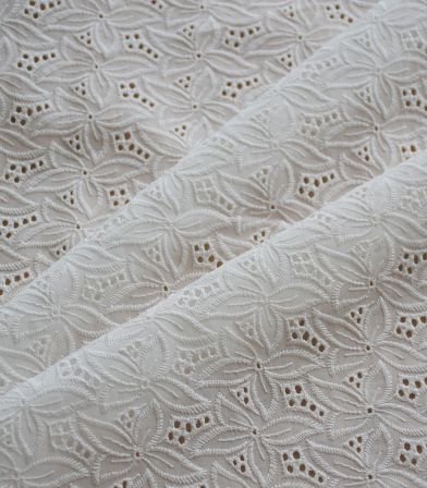Coton brodé Vahiné - ivoire