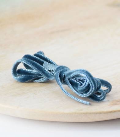 Ruban velours bleu gris - 4mm Ruban velours bleu gris - 4mm