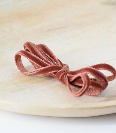 Ruban velours gingerbread - 4mm Ruban velours gingerbread - 4mm