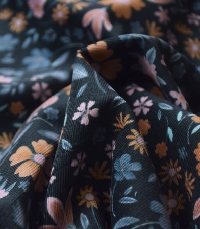 Tissu velours milleraies - Winter meadow bleu nuit Tissu velours milleraies - Winter meadow bleu nuit