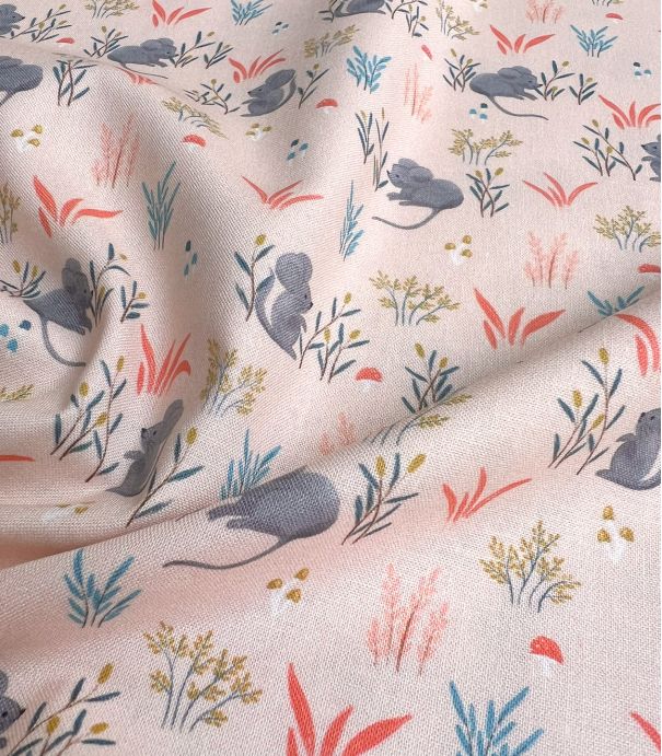 Tissu bio Cloud9 - Mouse Meadow Tissu bio Cloud9 - Mouse Meadow