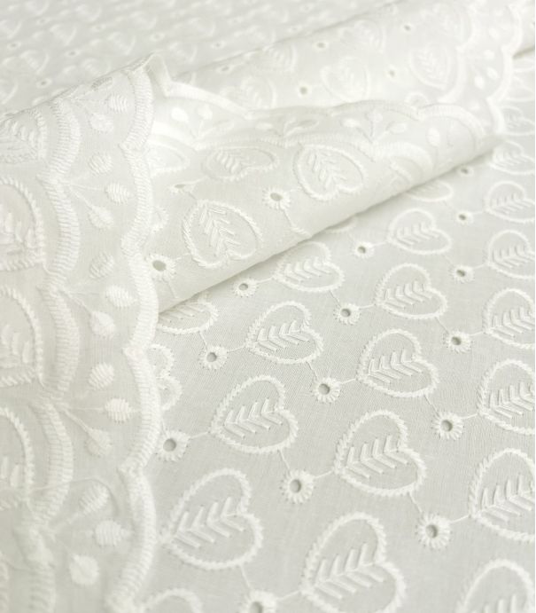 Broderie anglaise festonnée - Coeurs Broderie anglaise festonnée - Coeurs