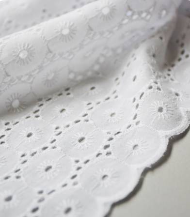 Broderie anglaise Minorque - Blanc