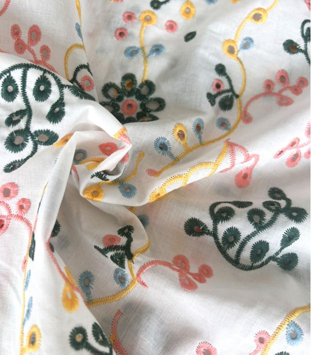 Tissu coton brodé - Flora multicolores Tissu coton brodé - Flora multicolores