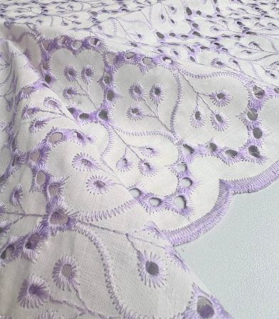 Tissu broderie anglaise festonnée - Liliane lilas Tissu broderie anglaise festonnée - Liliane lilas