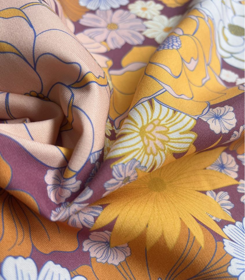 Tissu viscose - Fleurs d'automne Tissu viscose - Fleurs d'automne