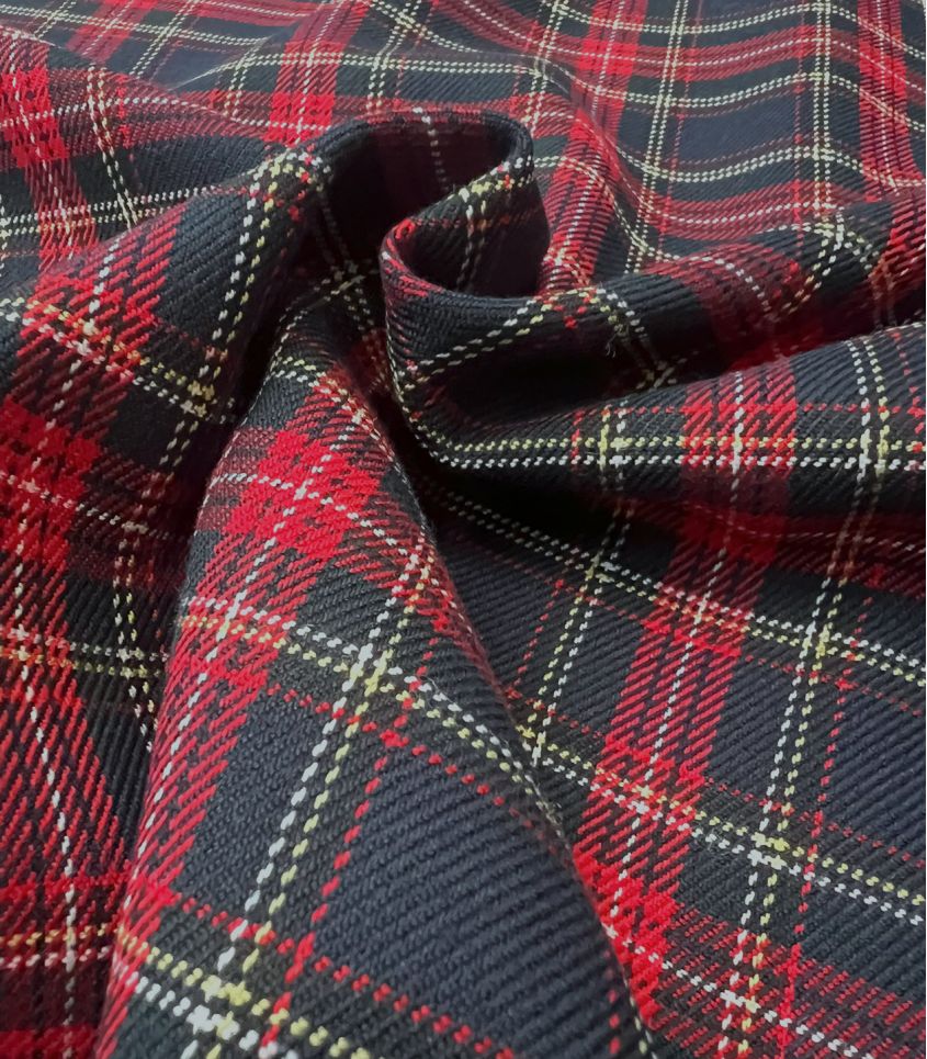 Tissu écossais marine et rouge Tissu écossais marine et rouge