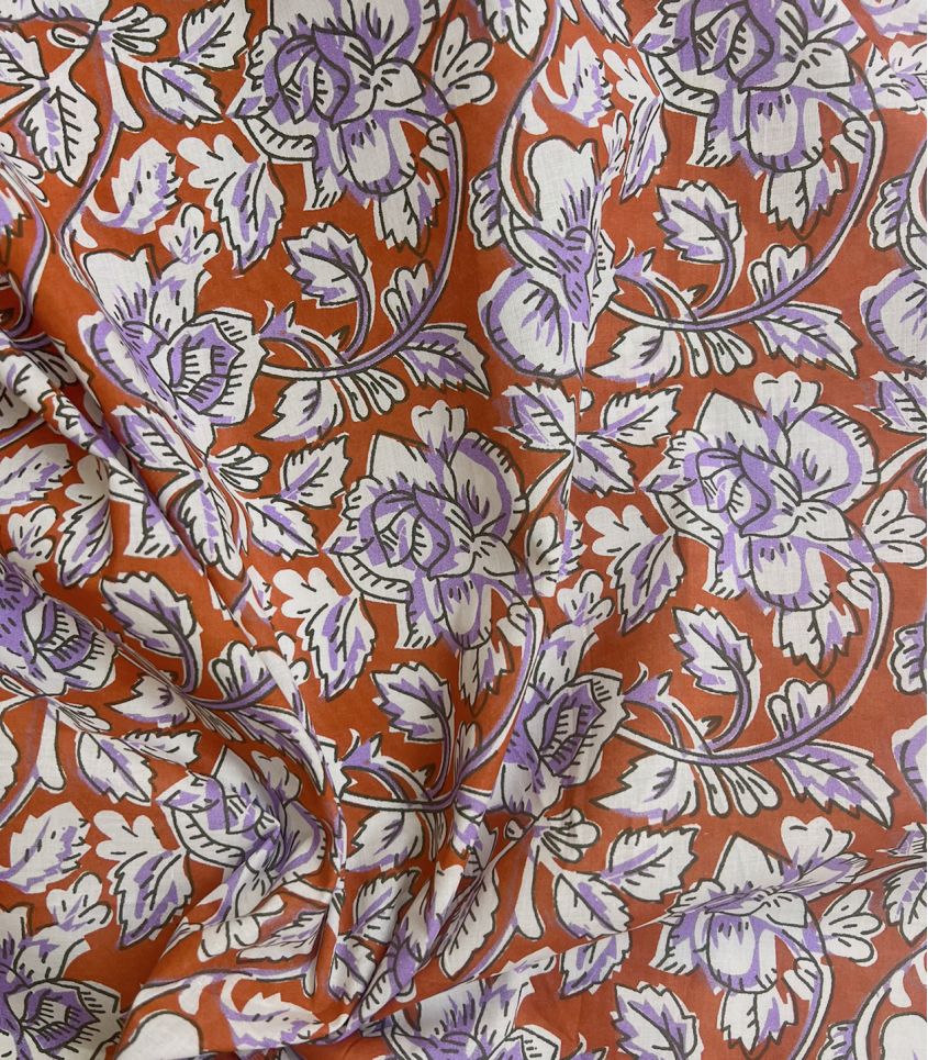 Tissu blockprint - Fleurs Lilas sur terracotta