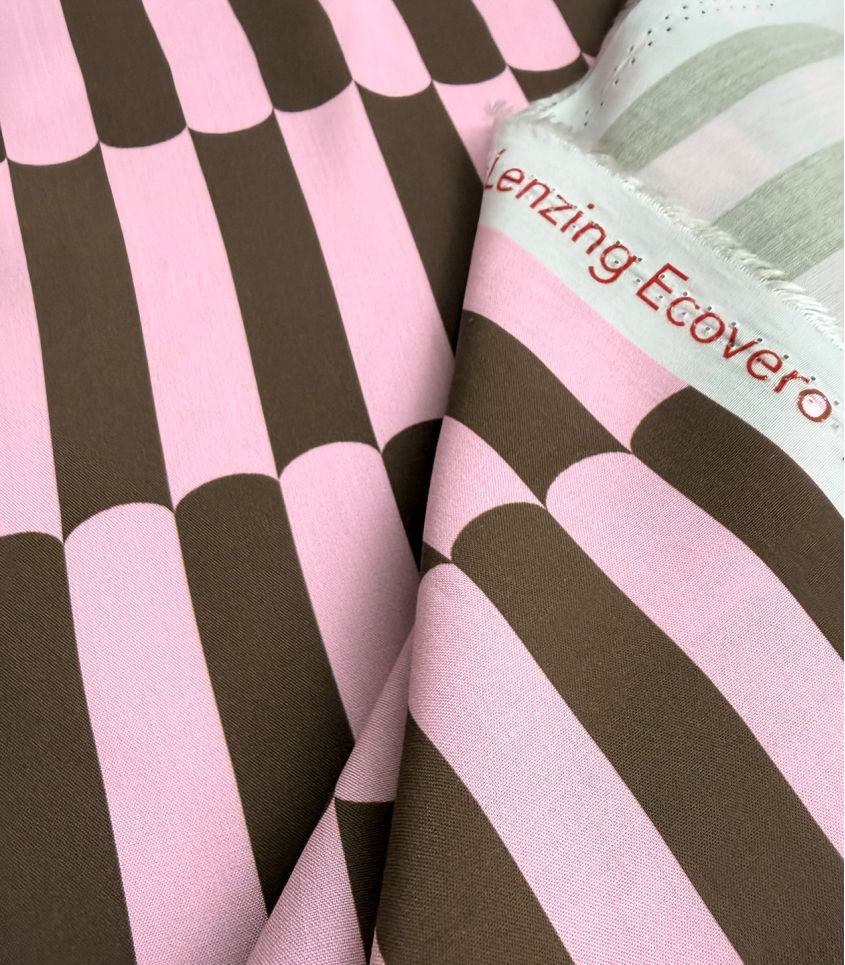 Tissu viscose - Gaufrette rose Tissu viscose - Gaufrette rose