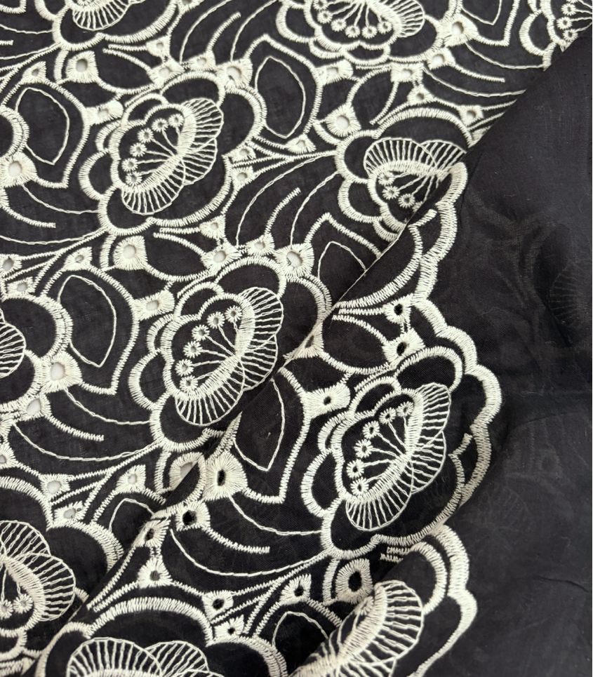 Broderie anglaise Capucine - Black Broderie anglaise Capucine - Black