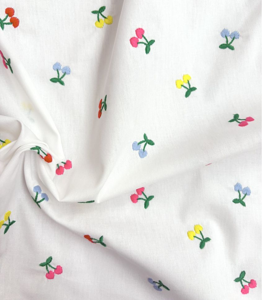 Tissu coton brodé - Cherry Tissu coton brodé - Cherry