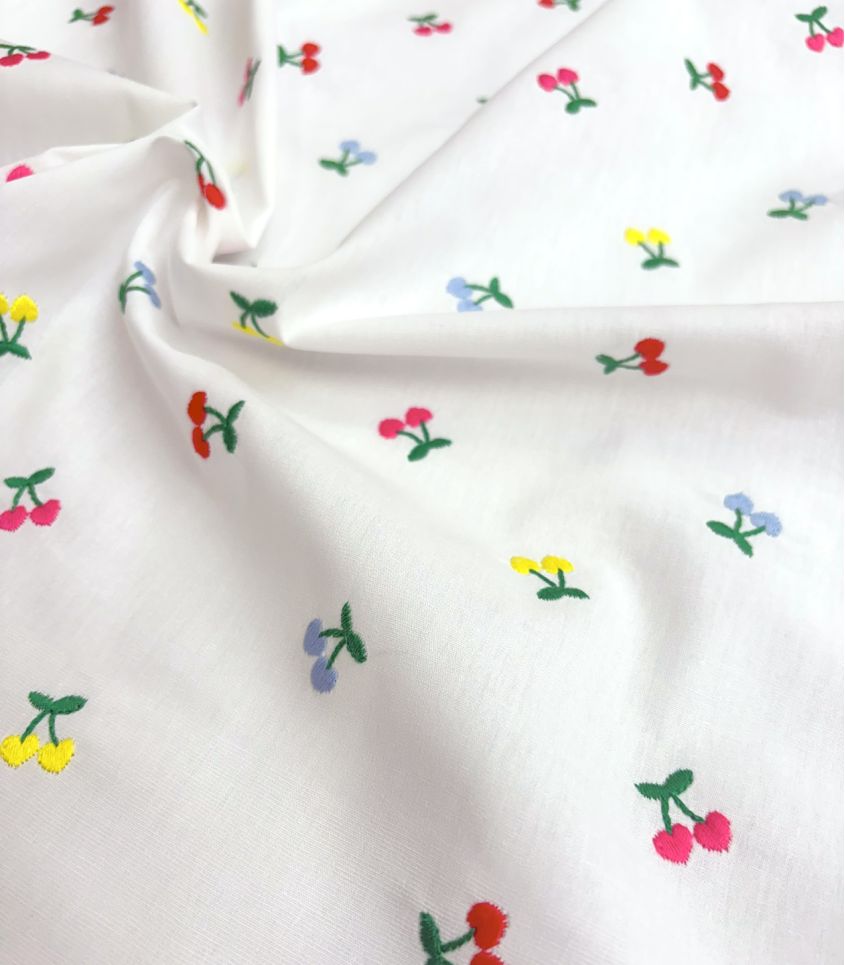 Tissu coton brodé - Cherry Tissu coton brodé - Cherry