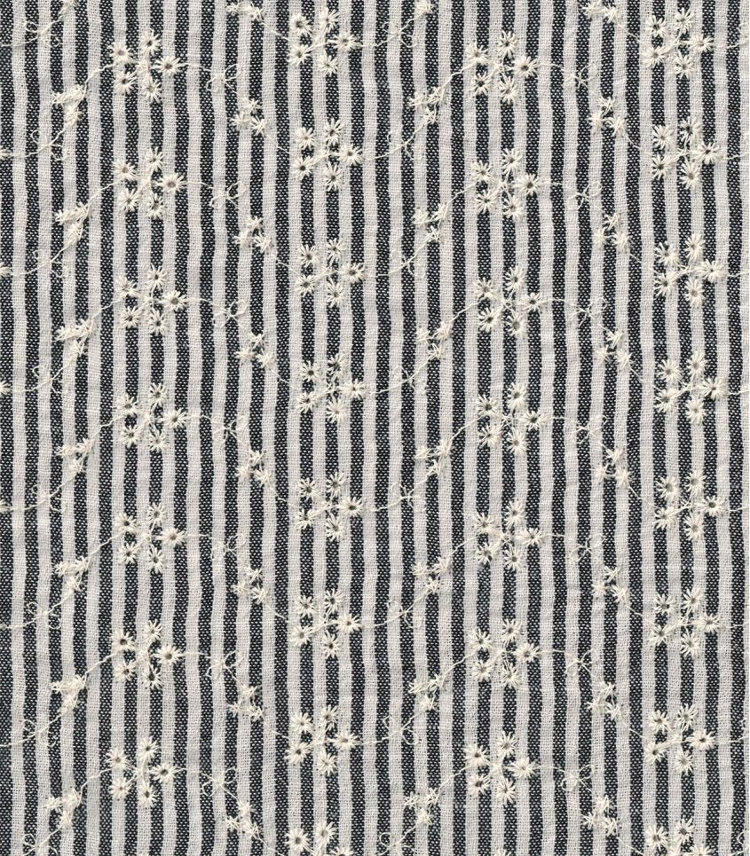 Broderie anglaise - Rayée noit Broderie anglaise - Rayée noit