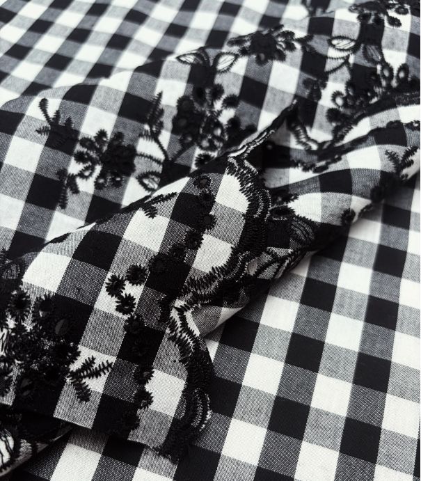 Tissu coton festonné - Vichy Noir & Broderie