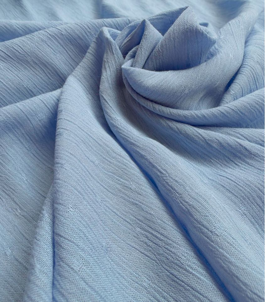 Tissu viscose plumetis crinkle - Ciel Tissu viscose plumetis crinkle - Ciel