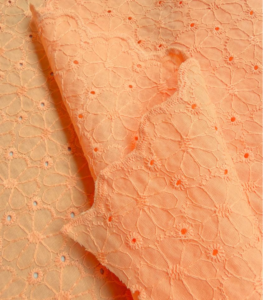 Tissu broderie anglaise festonnée - Pâquerette Abricot Tissu broderie anglaise festonnée - Pâquerette Abricot