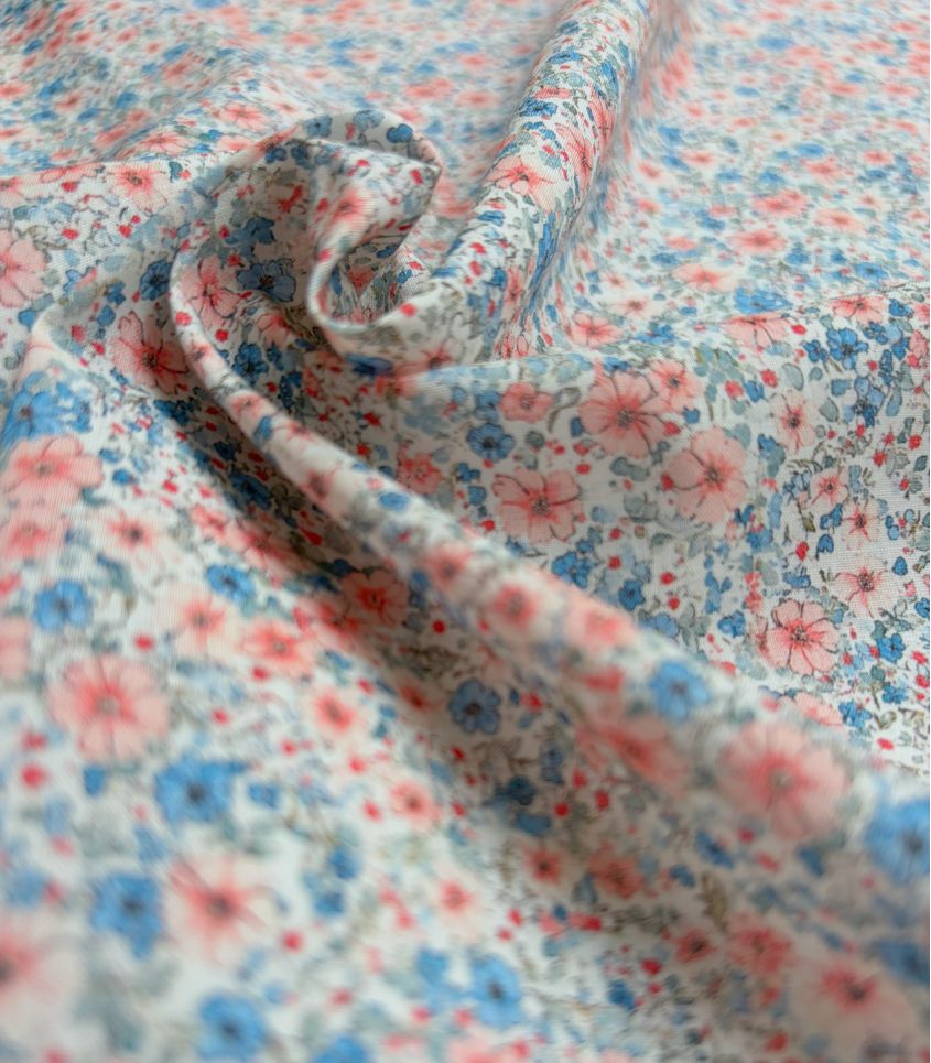 Tissu batiste coton - fleurs délavées Tissu batiste coton - fleurs délavées