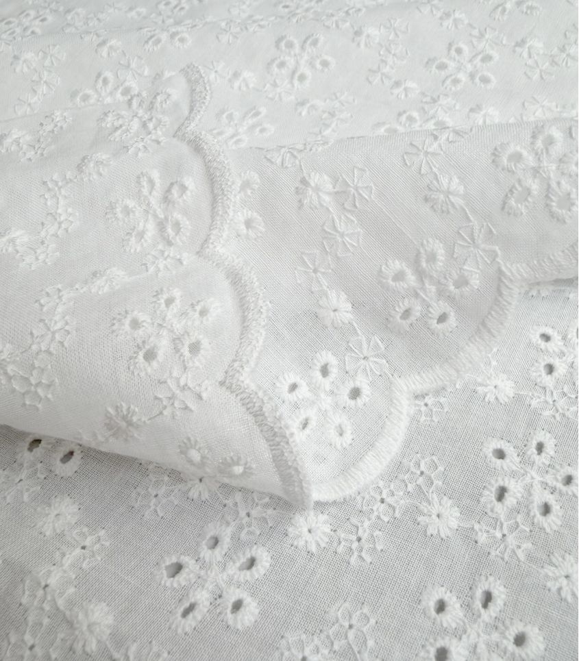 Tissu voile de coton festonné - Florelle Tissu voile de coton festonné - Florelle