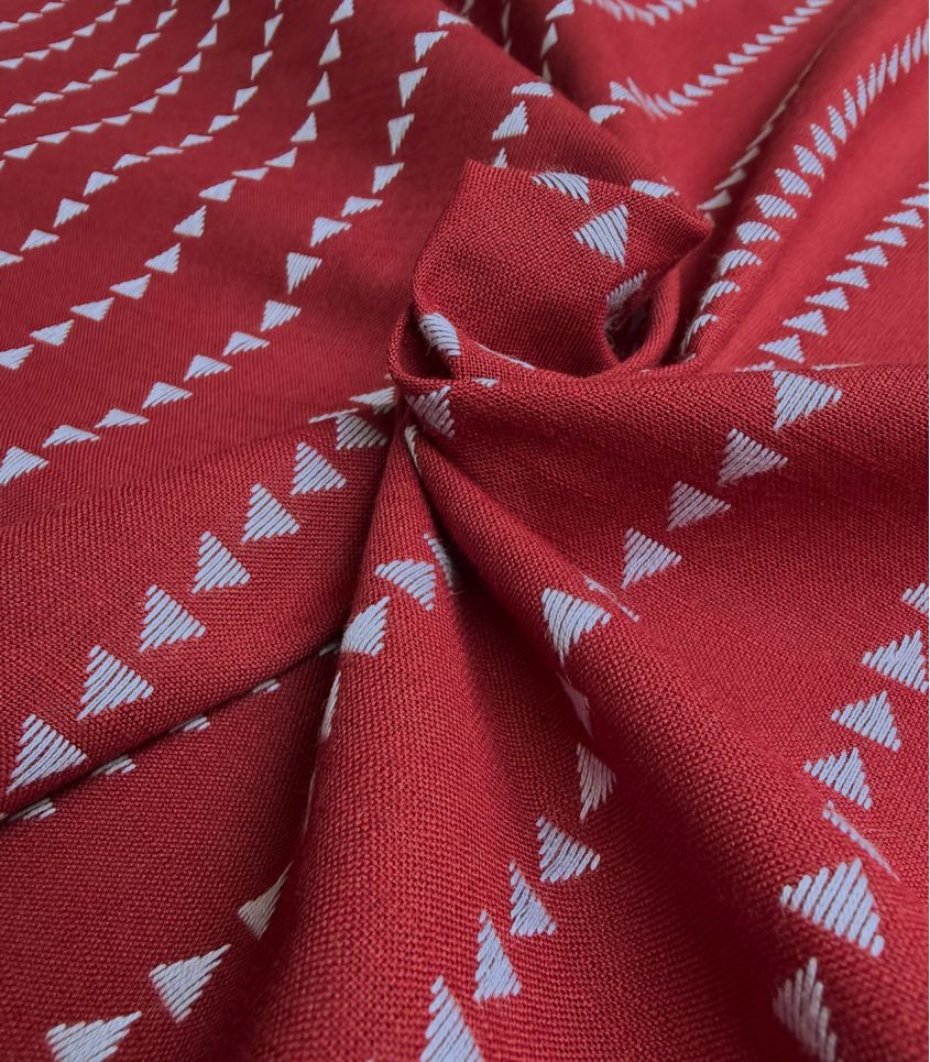 Tissu coton brodé - Pyramide Bordeaux