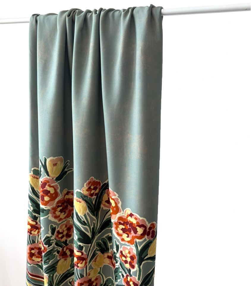 Viscose - Lisière fleurie Viscose - Lisière fleurie