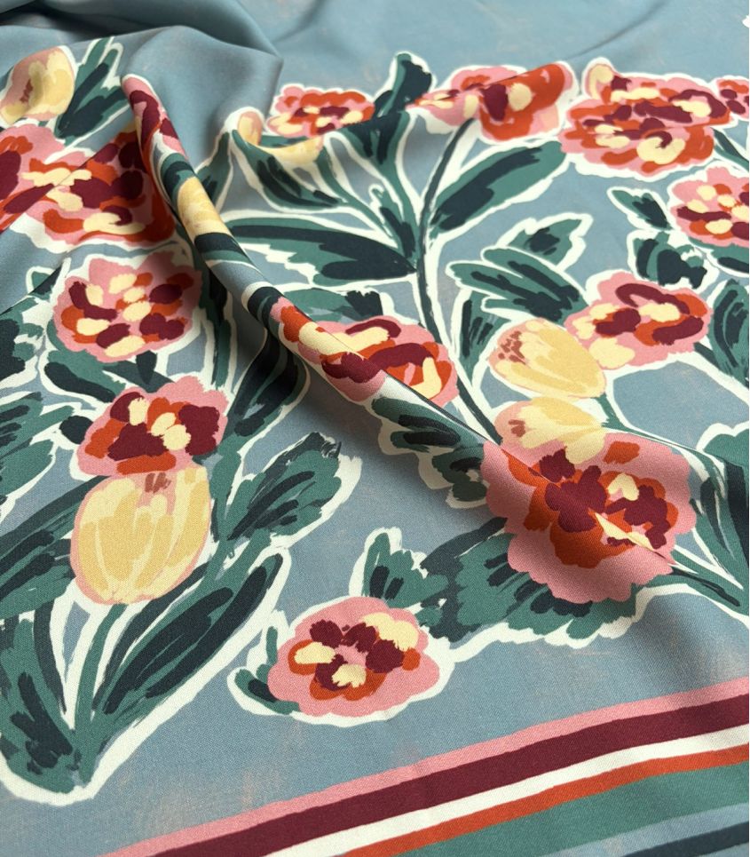Viscose - Lisière fleurie Viscose - Lisière fleurie