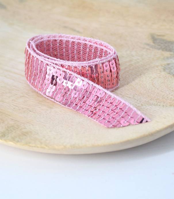 Ruban paillettes carrées roses 5 rangs Ruban paillettes carrées roses 5 rangs