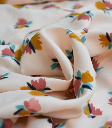 Tissu viscose Wild flowers - Nude Tissu viscose Wild flowers - Nude