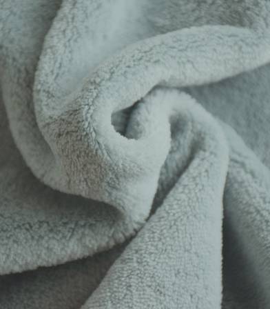 Tissu Polaire Alaska Chiné Gris Clair - 150 Cm De Large, Vendu Au Mètre, Ultra Doux