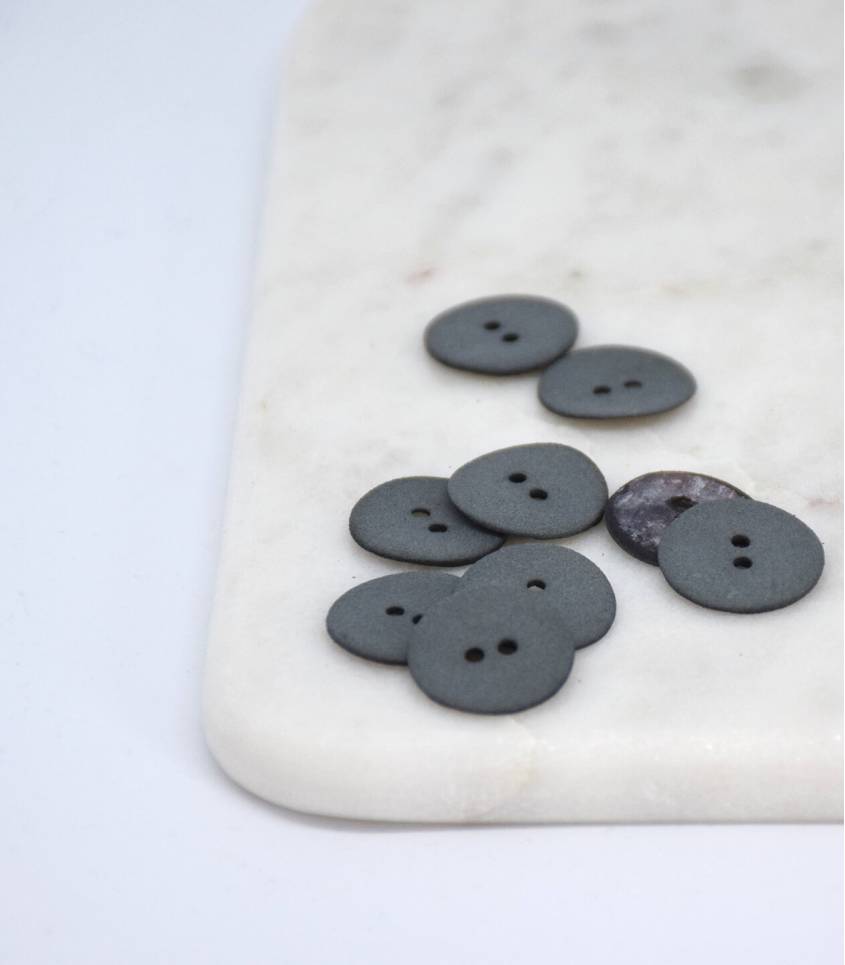 Boutons nacre mat - Anthracite