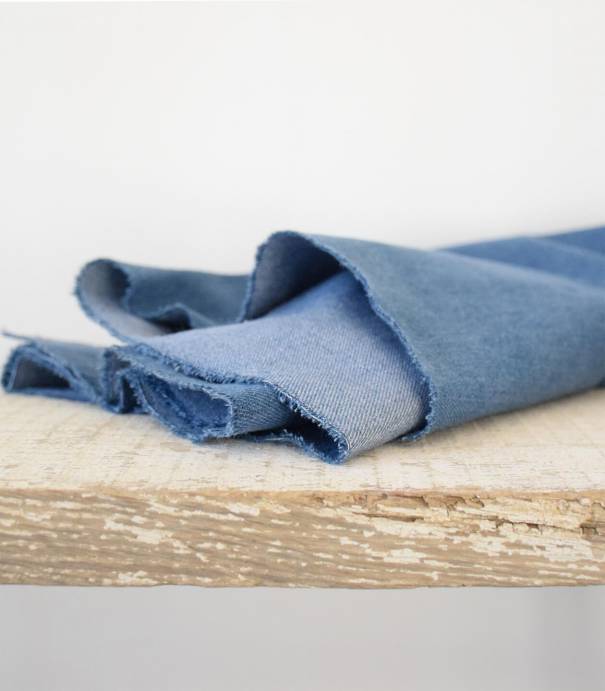 Tissu Heavy Washed Denim - Mid Blue Tissu Heavy Washed Denim - Mid Blue