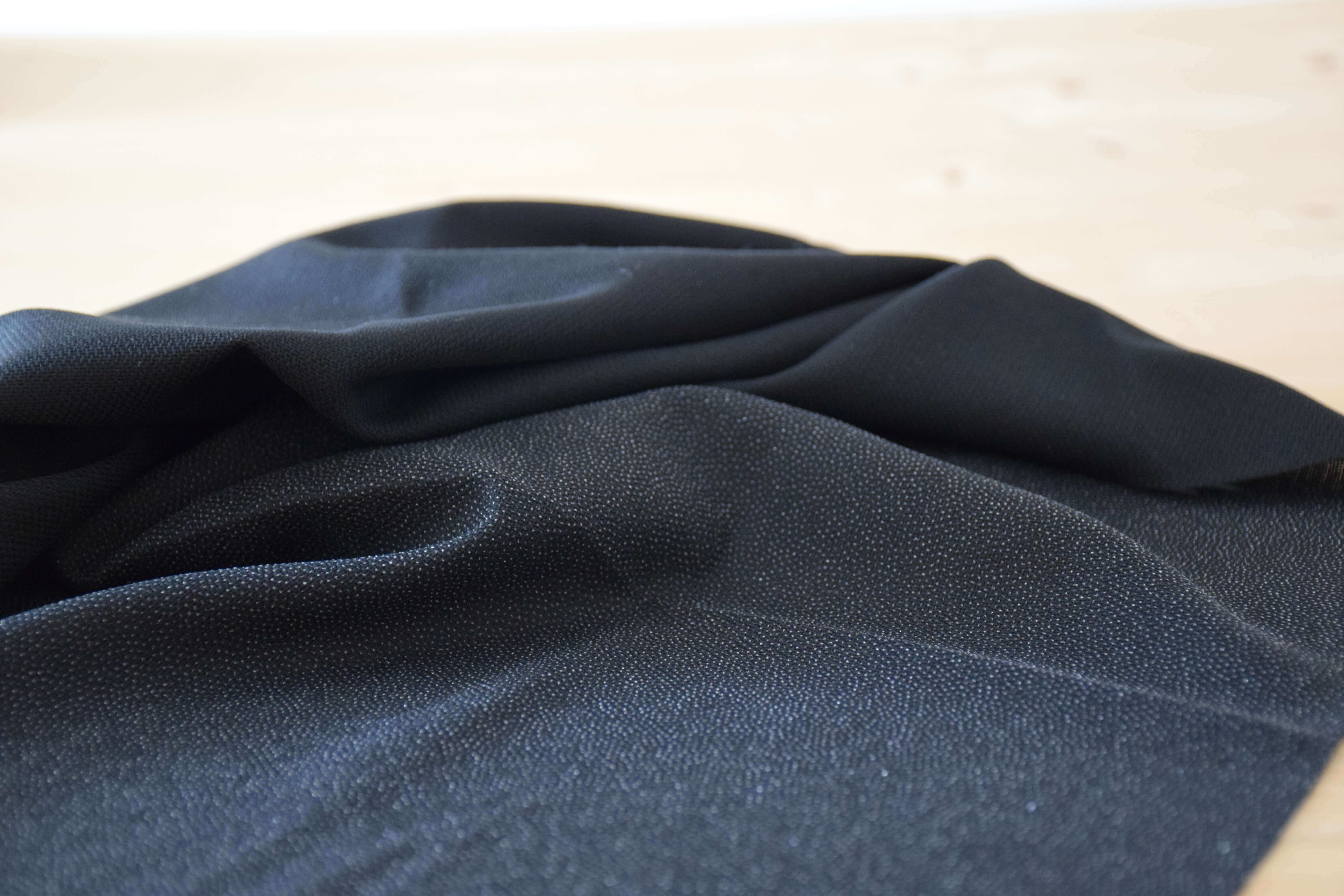 Thermocollant couture tissé et stretch noir